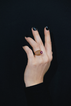 Load image into Gallery viewer, THESSA
